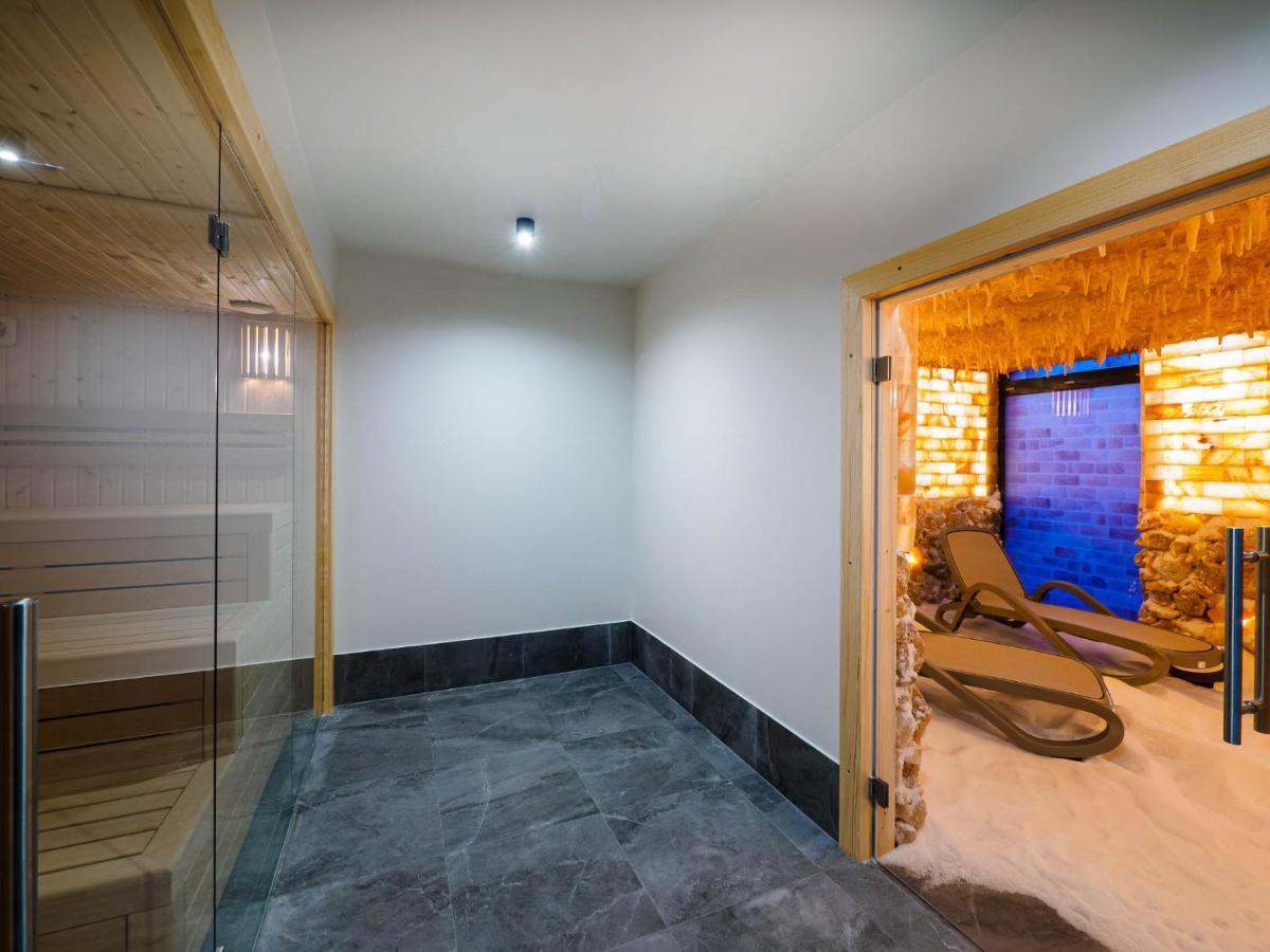 Resort Krol Plaza Spa & Wellness Jarosławiec Exteriör bild